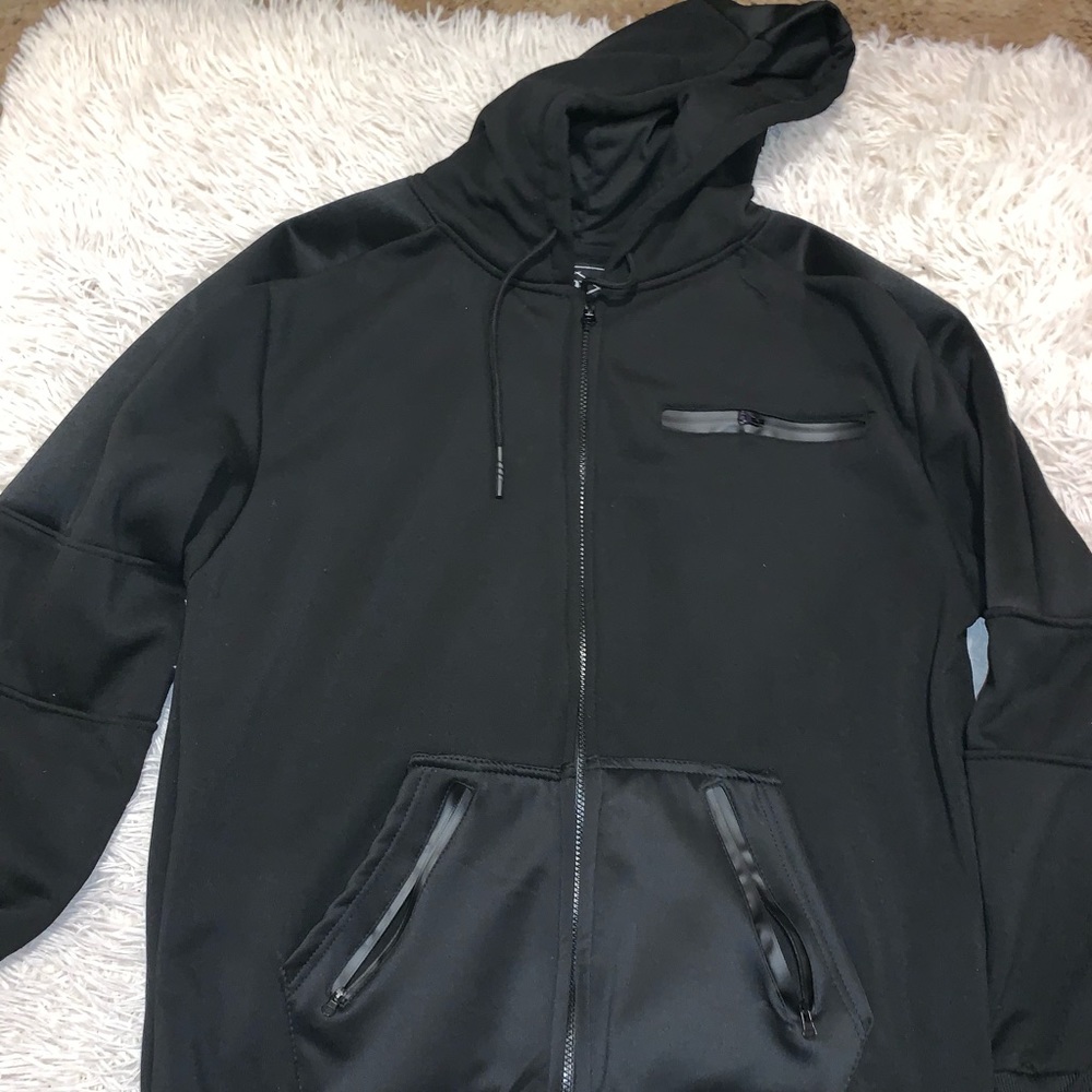 All black zip up hoodie